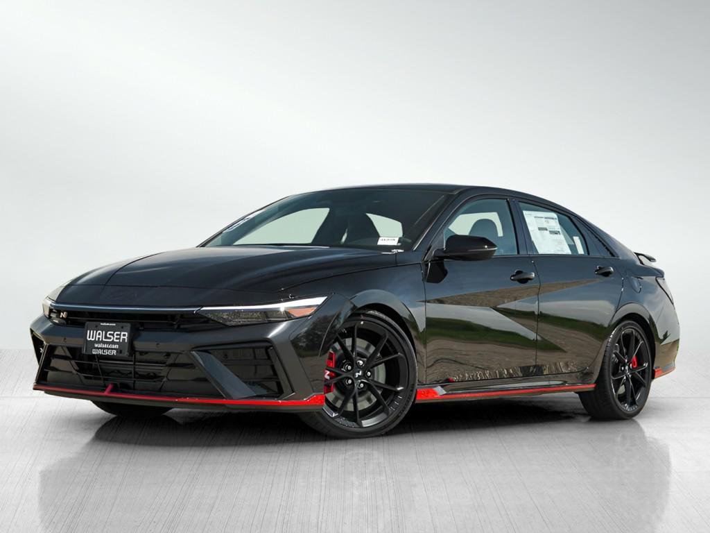 New 2026 Abyss Black Hyundai DCT FWD image 25