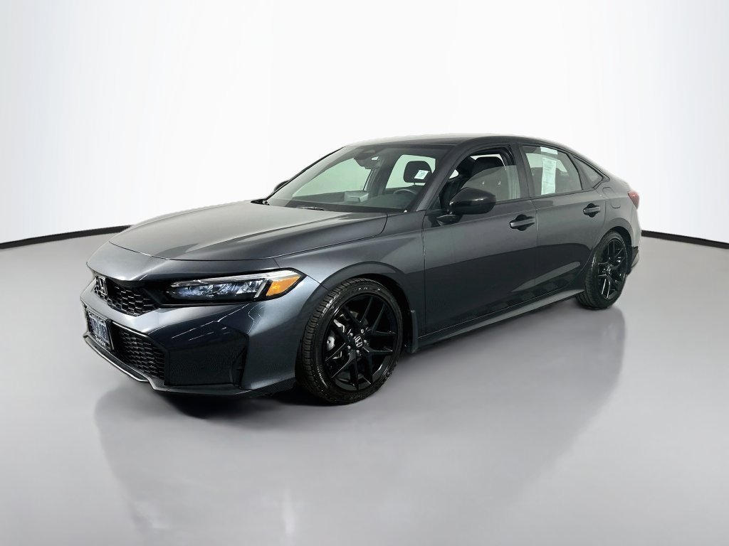 Used 2025  Honda Sport image 4