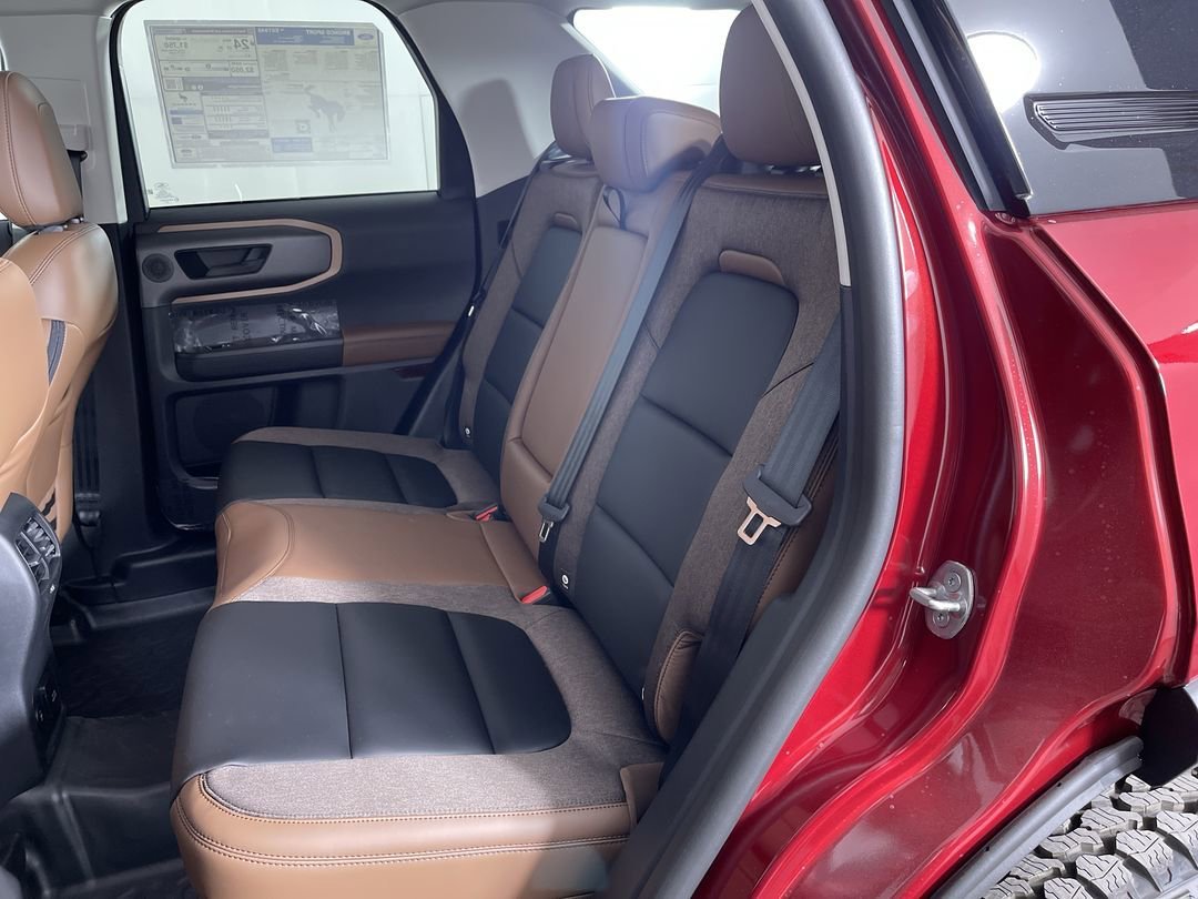 New 2026 Ruby Red Metallic Tinted Clearcoat Ford Outer Banks image 23