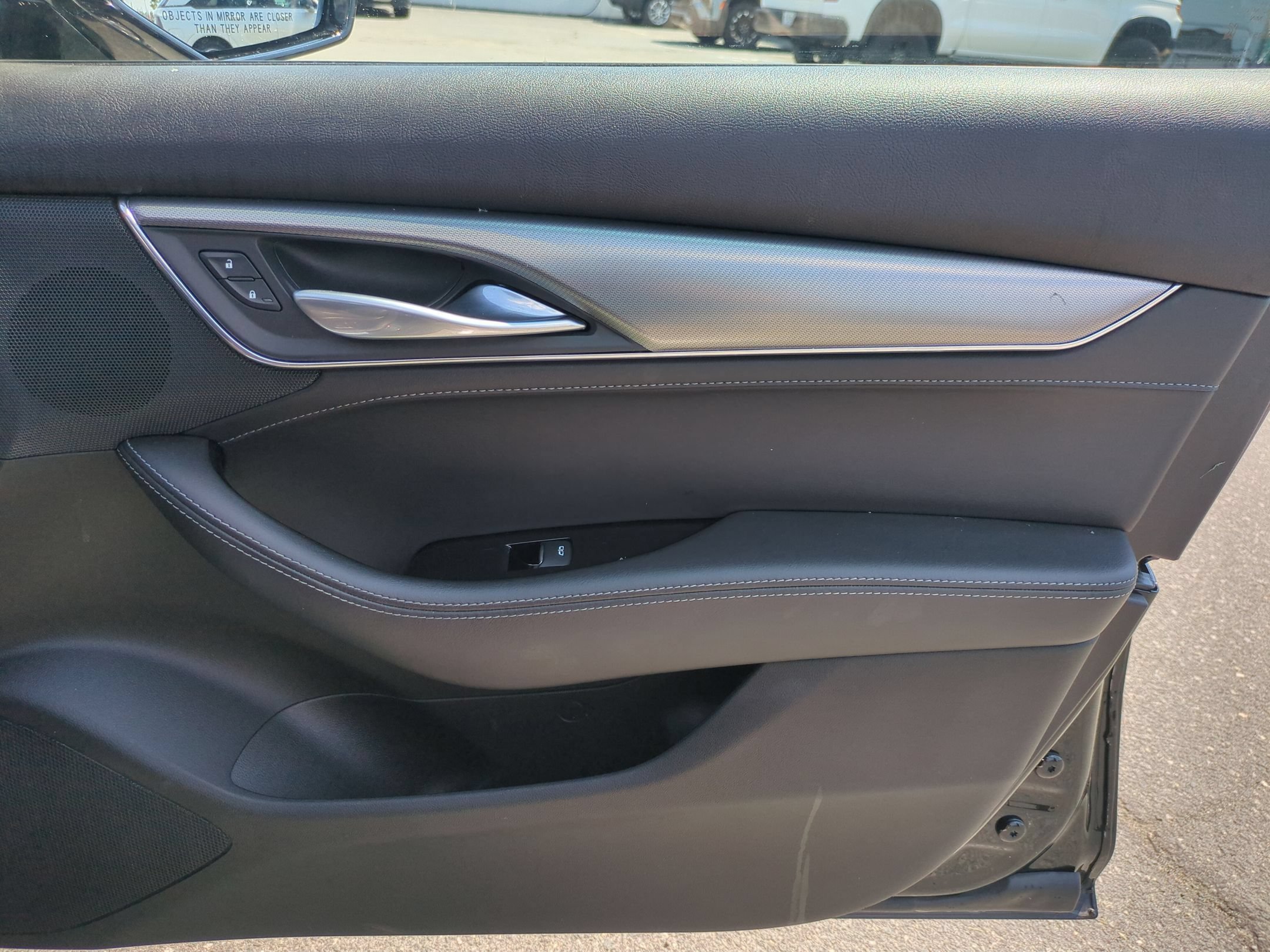 Used 2022 BLACK RAVEN Cadillac Premium Luxury image 34