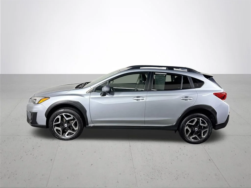 Used 2018 Silver Subaru 2.0i Limited image 9