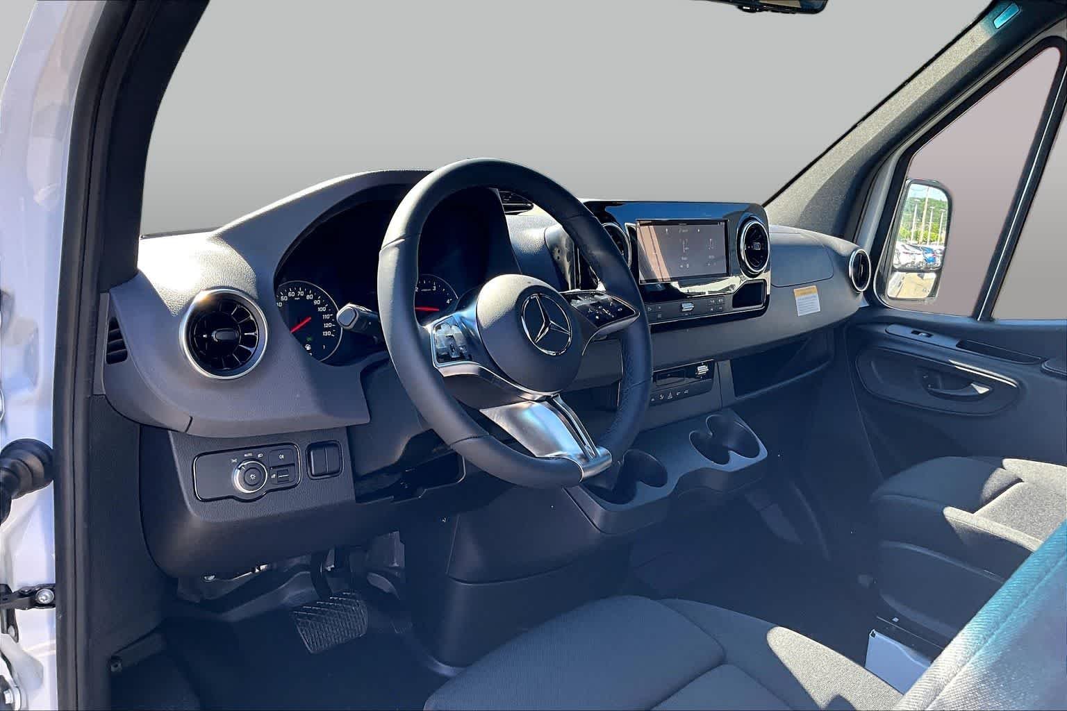 New 2026 Arctic White Mercedes-Benz  image 10