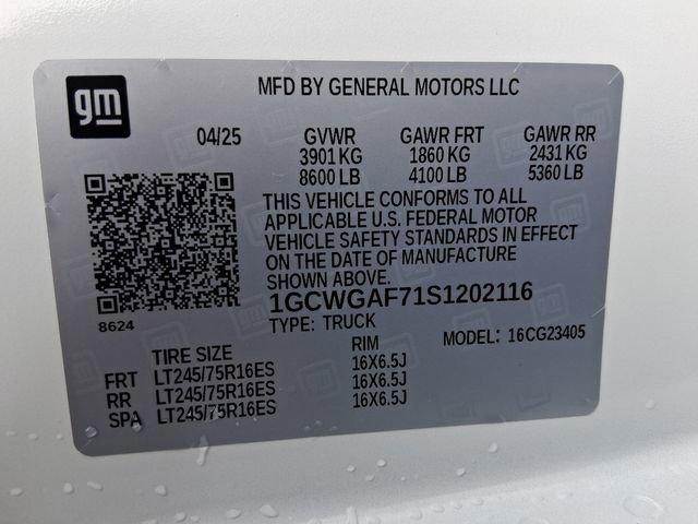 2025 Chevrolet Express Cargo Work Van - Photo 18