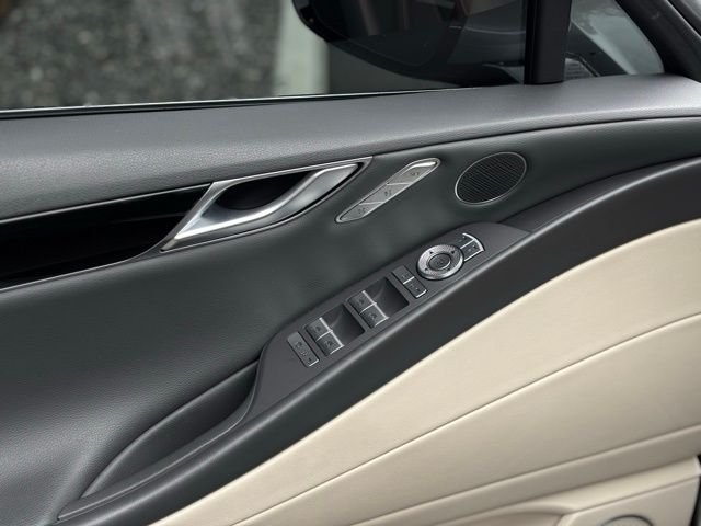 Used 2021 Silver Genesis 2.5T image 14