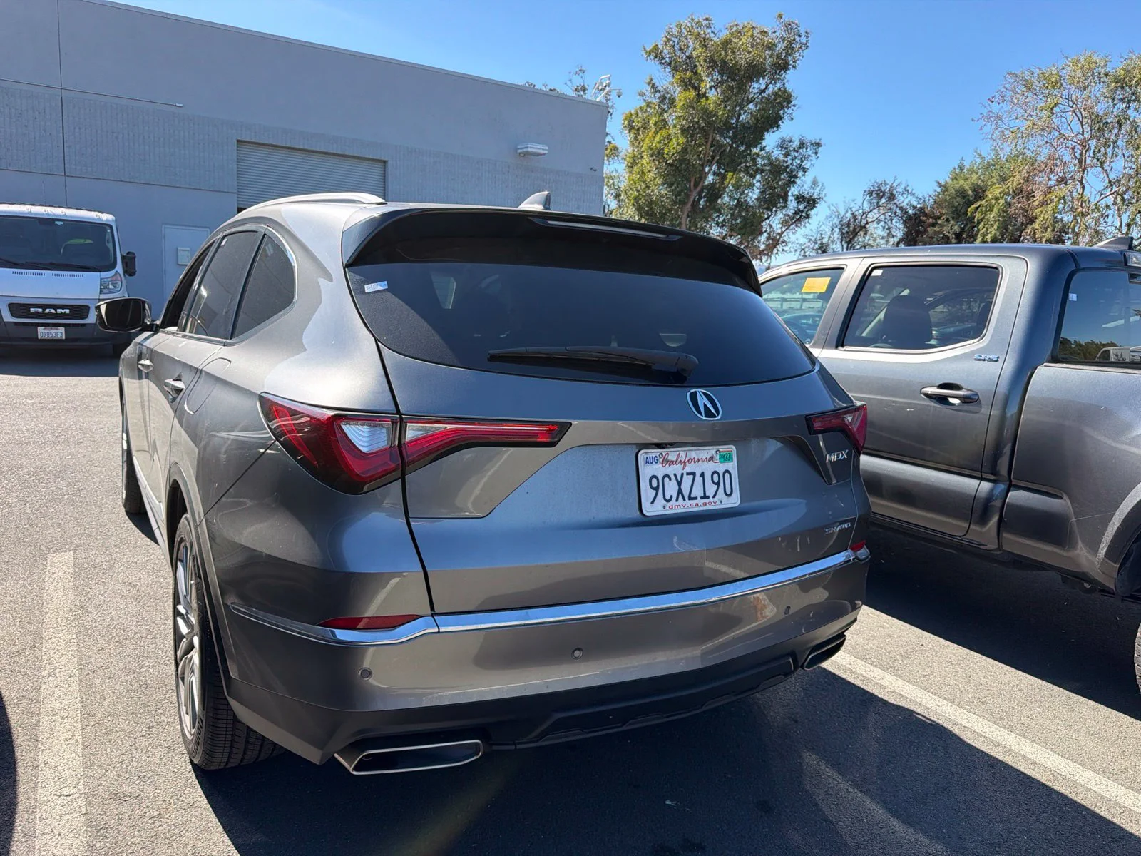 Used 2023 Liquid Carbon Metallic Acura Advance image 4