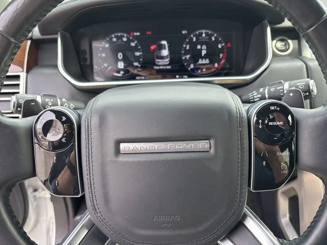 Used 2021 White Land Rover Westminster image 22