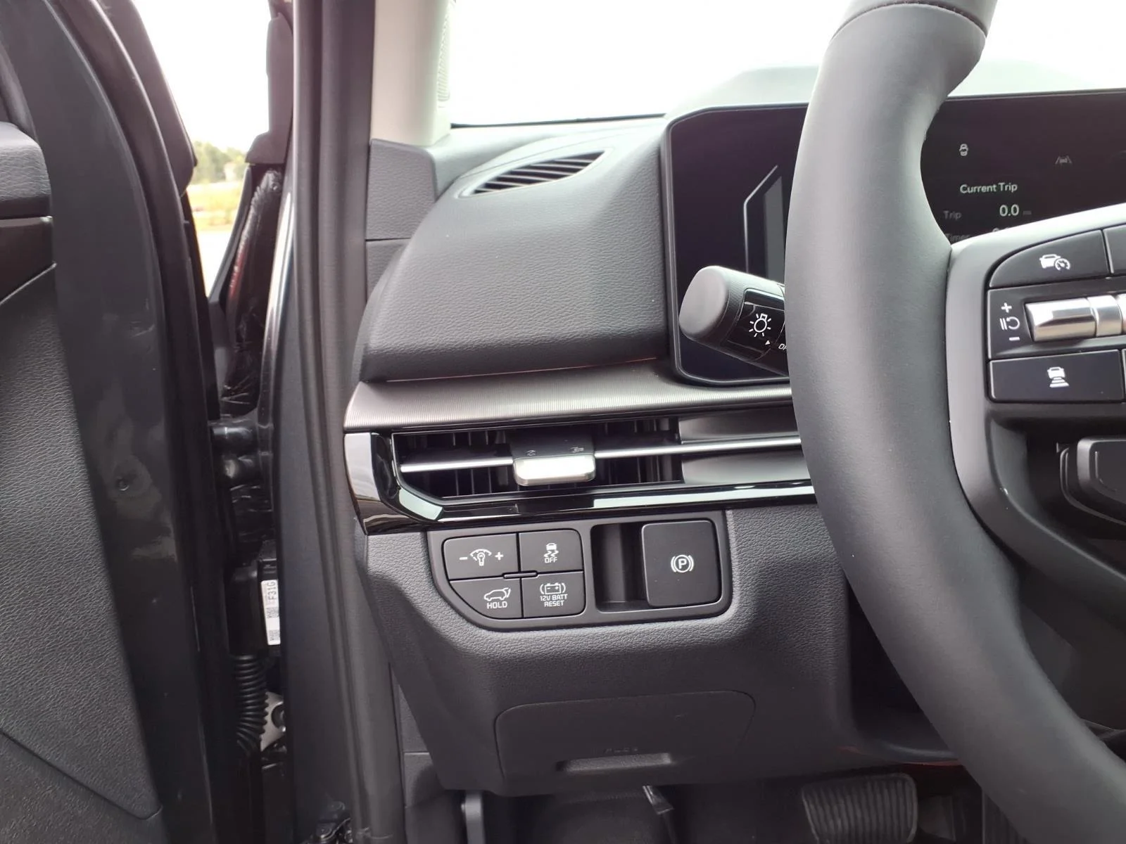New 2027 Gravity Gray Kia SX Prestige image 10