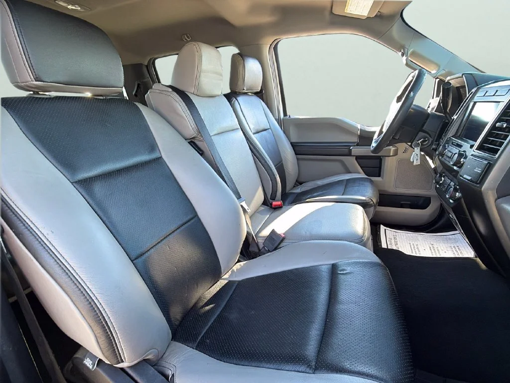 Used 2020 White Ford XLT image 29
