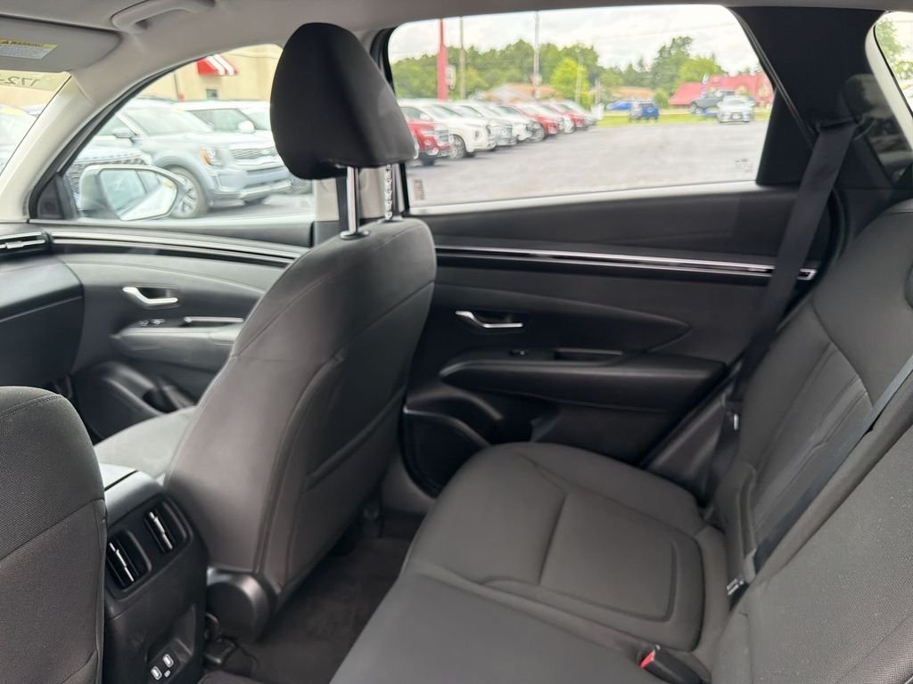 Used 2023 White Hyundai SEL image 12