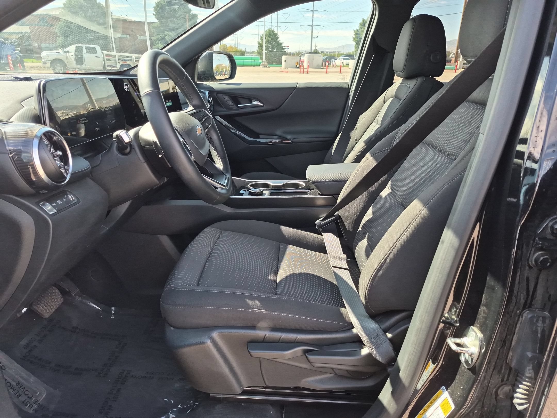 Used 2026 Mosaic Black Metallic Chevrolet AWD LT image 15