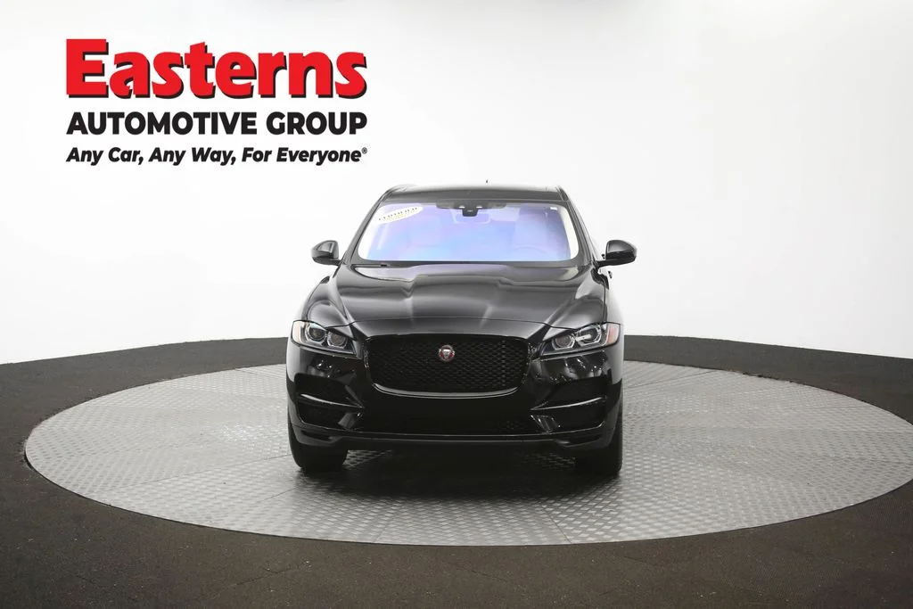 Used 2020 Black Jaguar 25t Prestige image 57