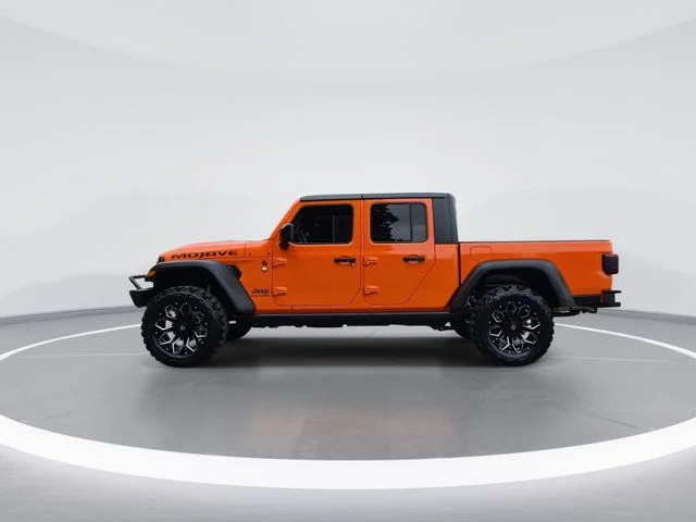 Used 2025 Orange Jeep Mojave image 9