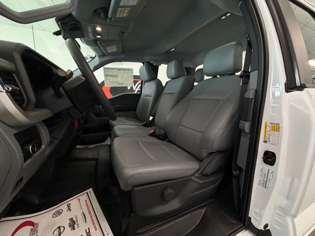 New 2027 Oxford White Ford F-250® XL image 12