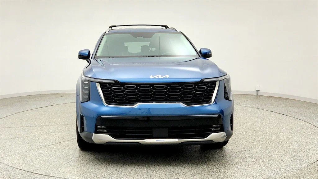 Used 2025 Mineral Blue Kia EX AWD image 2