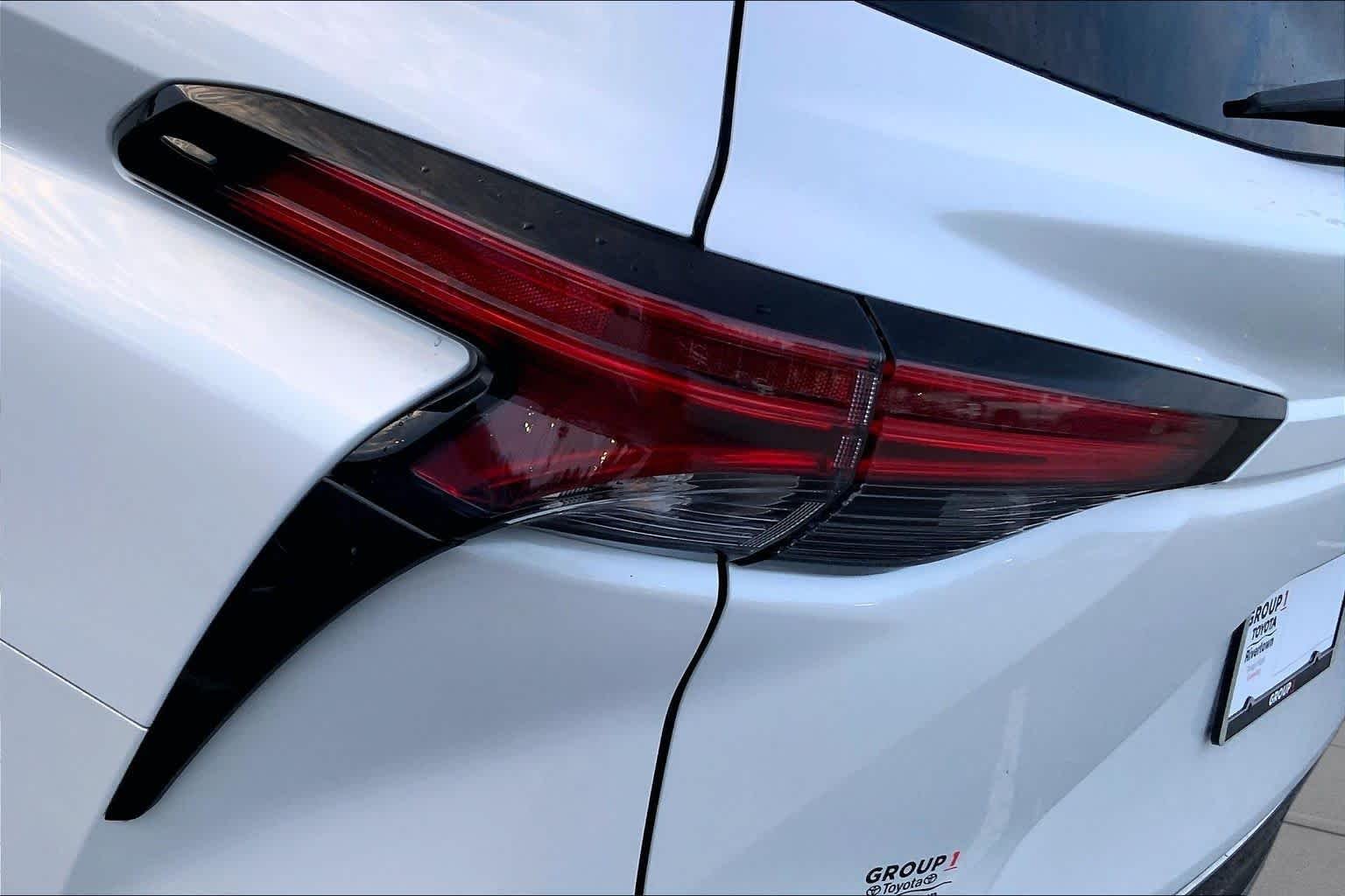 Used 2023 Wind Chill Pearl Toyota Platinum image 25