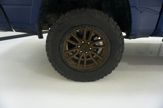 Used 2021 Hydro Blue Pearlcoat Ram Laramie image 6