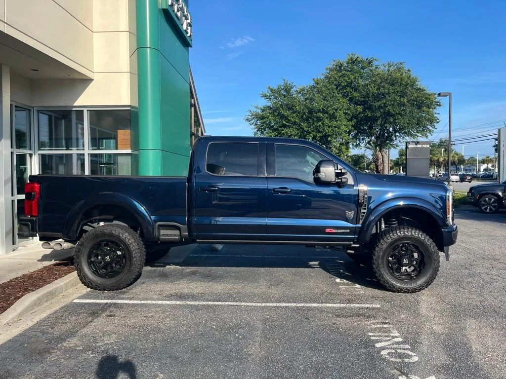 Used 2024 Blue Ford Lariat image 4