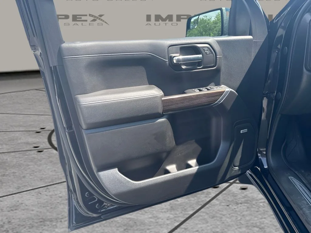 Used 2020 Black Chevrolet RST image 14