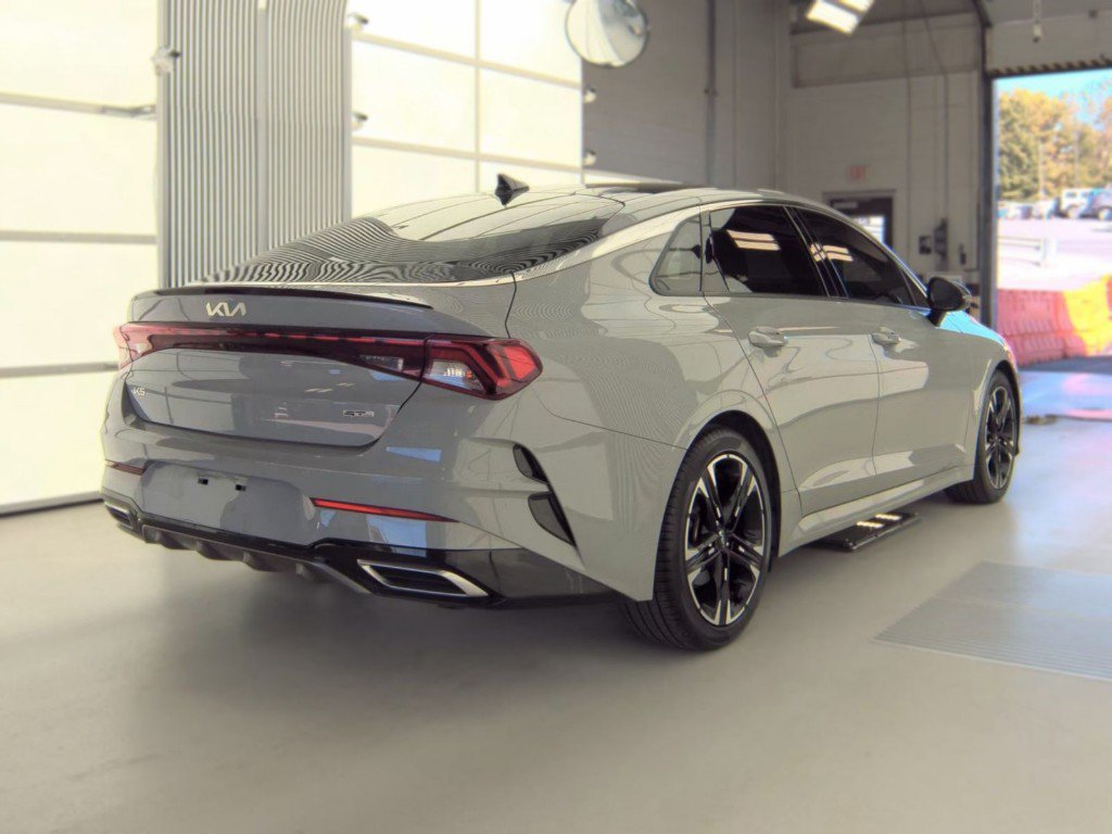 Used 2024 Gray Kia GT-Line image 4