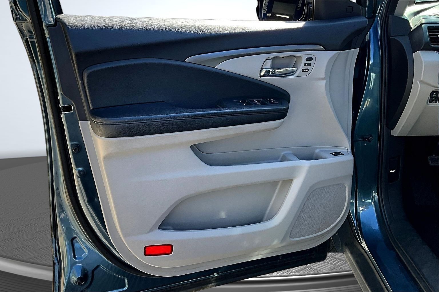 Used 2022  Honda EX-L image 19