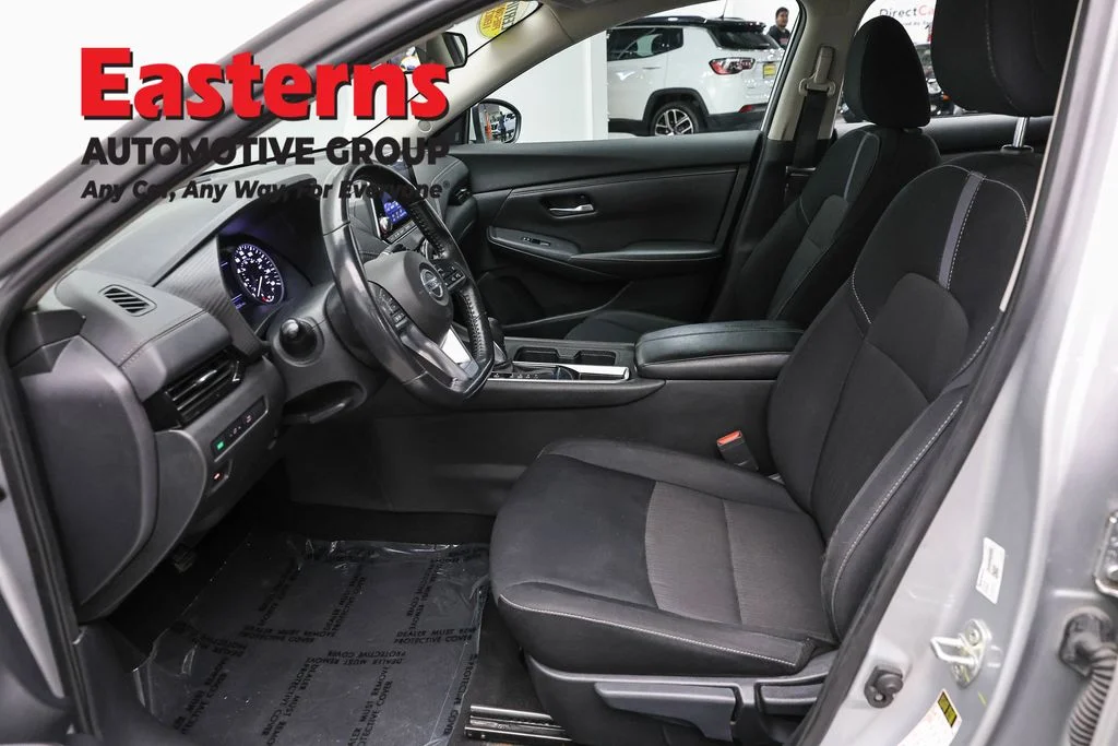 Used 2022 Silver Nissan SV image 14