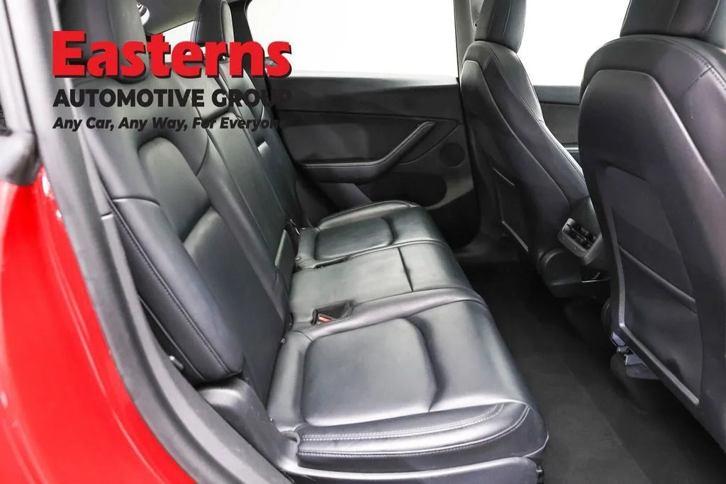 Used 2021 Red Tesla Long Range image 21