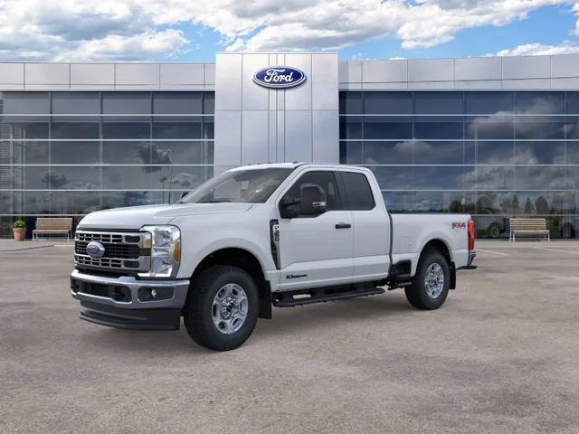 2026 Ford Super Duty F-350® XLT