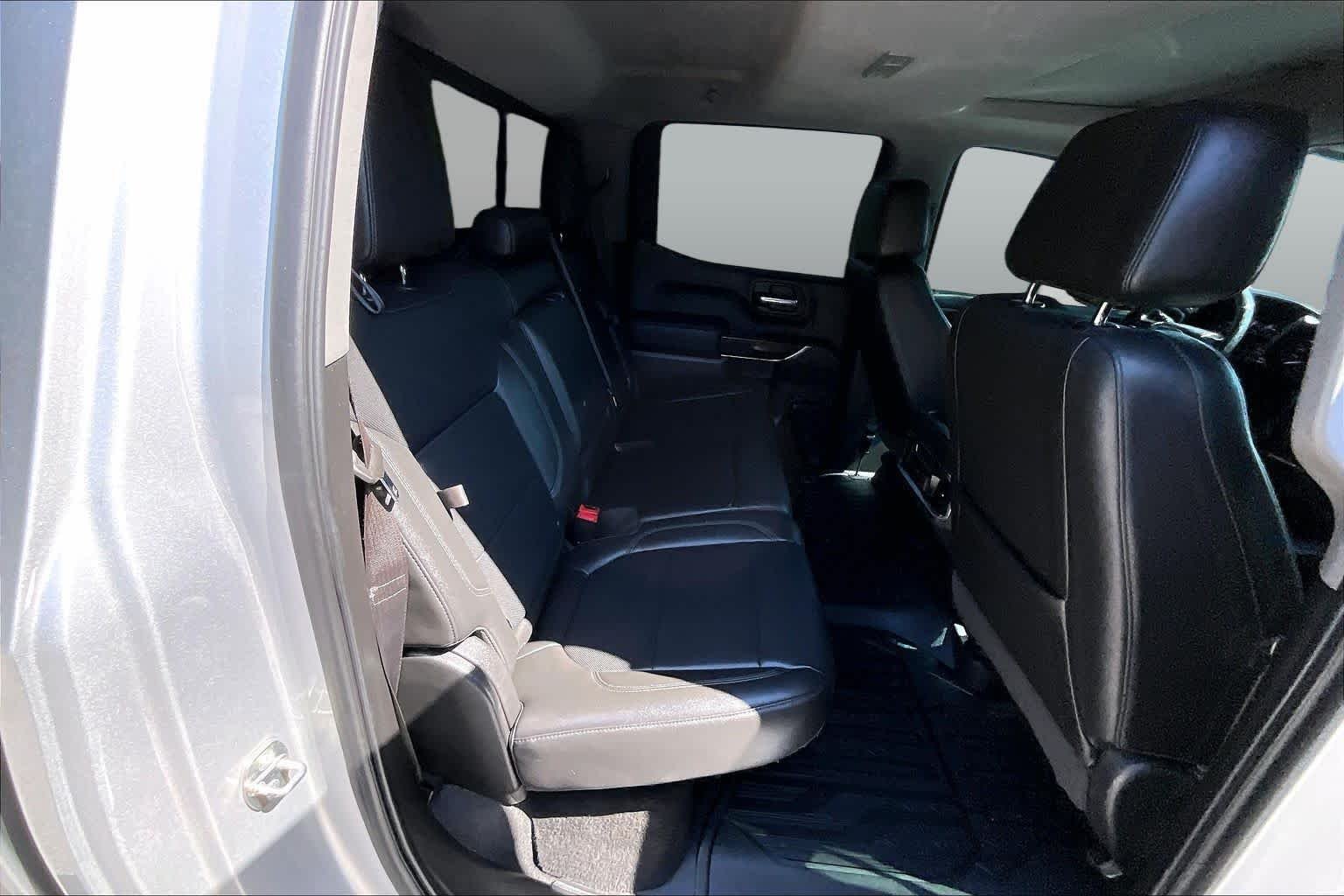Used 2019 Quicksilver Metallic GMC SLT image 18