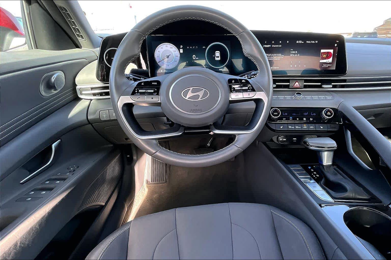 Used 2025 Ultimate Red Hyundai SEL Convenience image 6