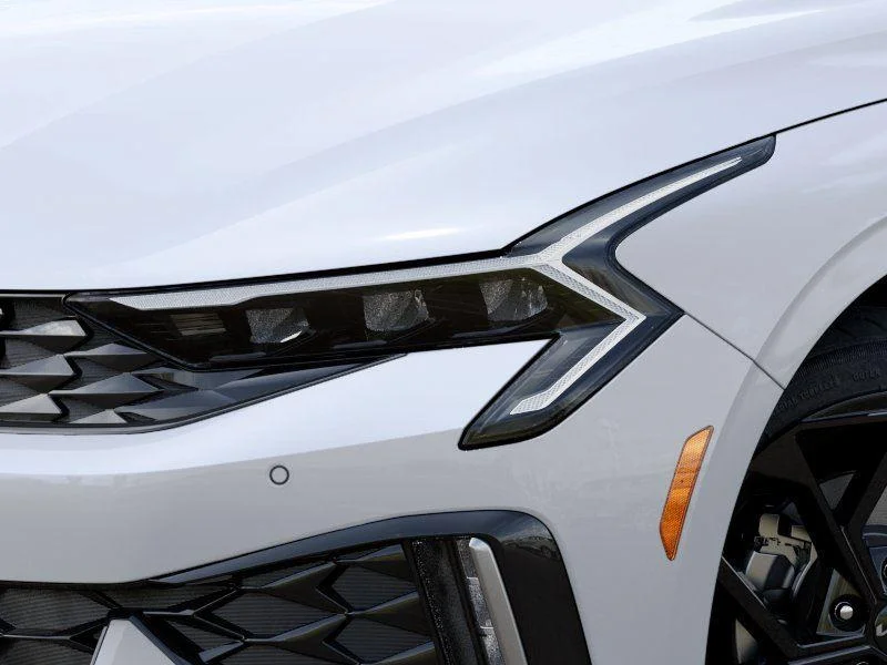 New 2026 Snow White Pearl KIA  image 10