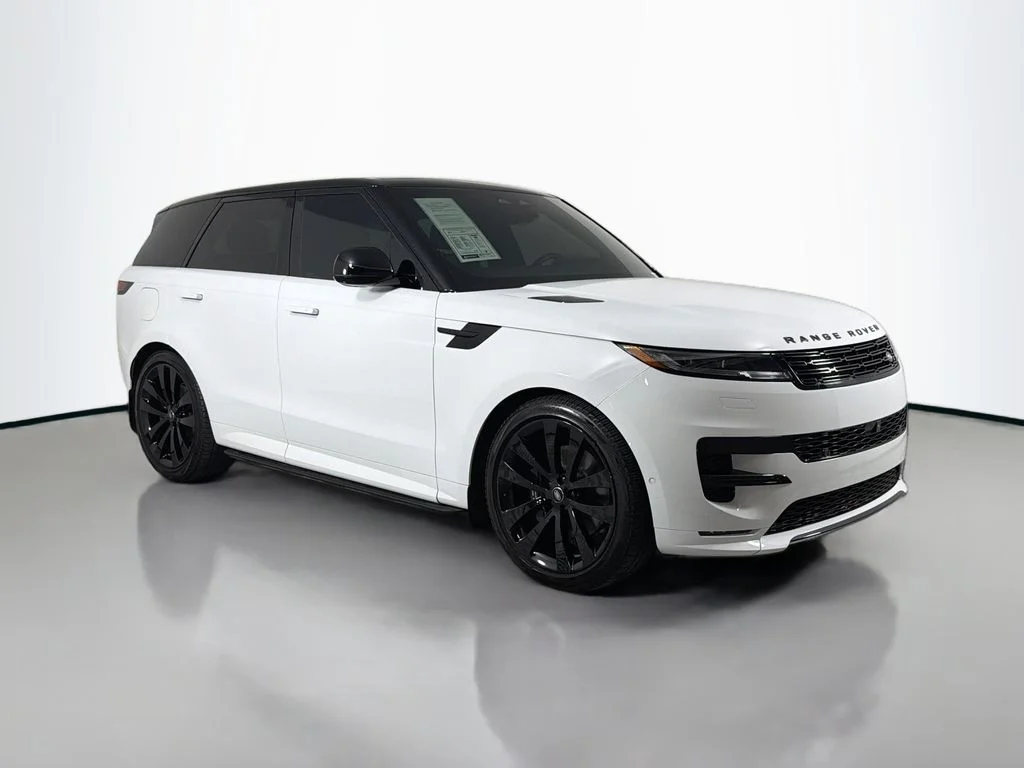 Certified Used 2024 White Land Rover Dynamic SE image 3