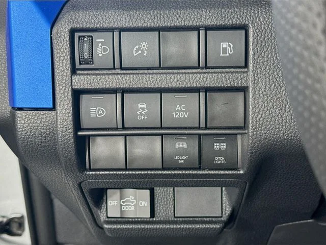 2025 Toyota Tacoma TRD Off Road - Photo 10