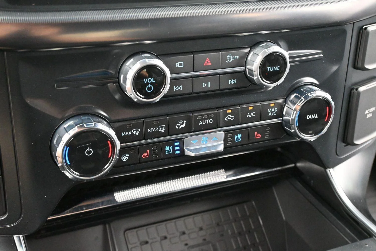 Used 2025 Antimatter Blue Ford Raptor image 29