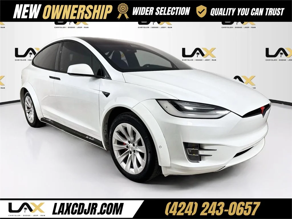 Used 2020 White Tesla Long Range image 1