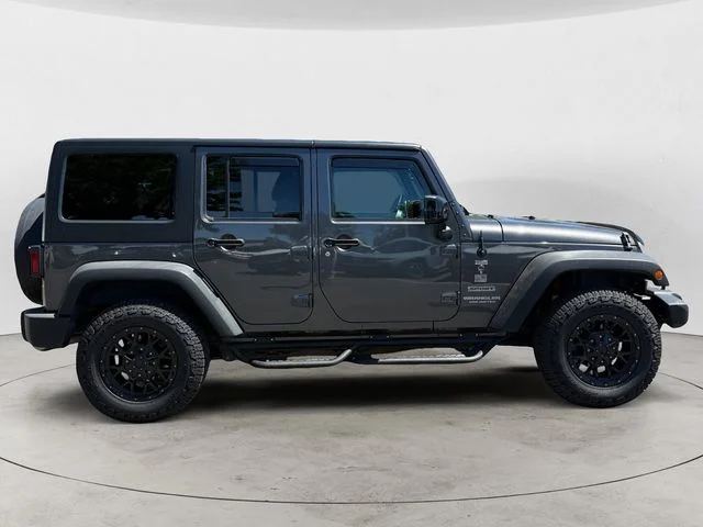 Used 2017 Gray Jeep Unlimited Sport image 6