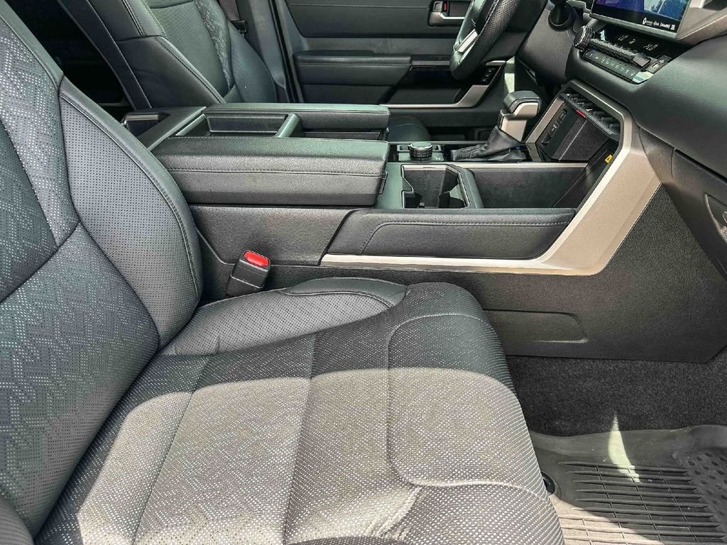 2024 Toyota Tundra Limited - Photo 21