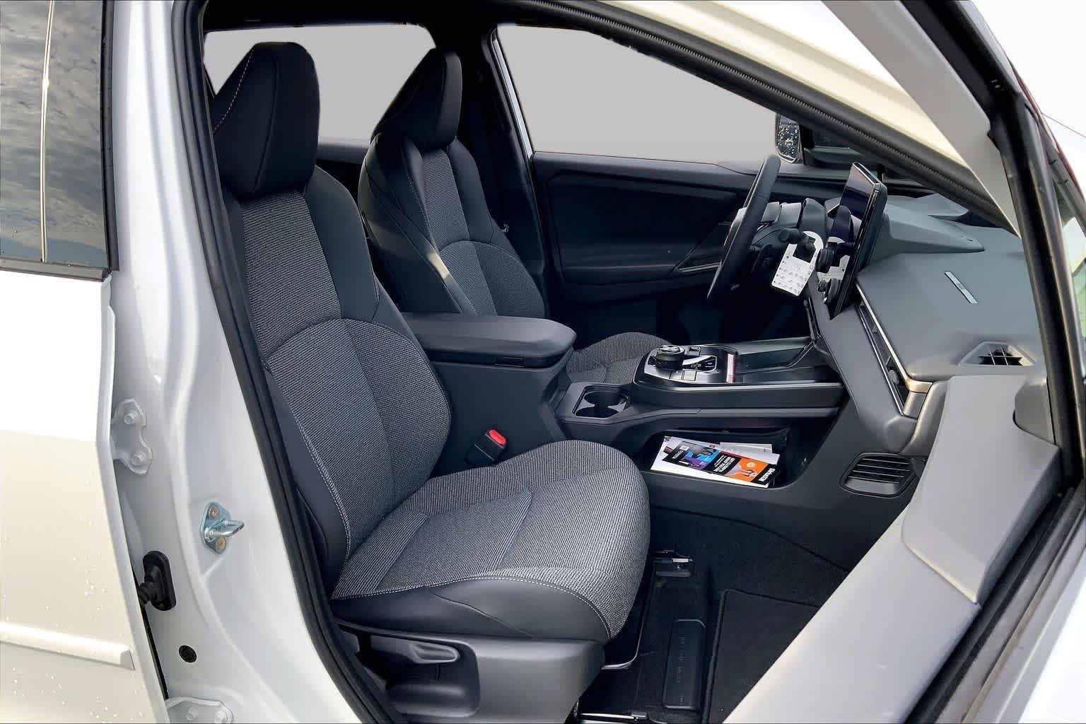 Used 2026 Wind Chill Pearl Toyota XLE Plus image 8