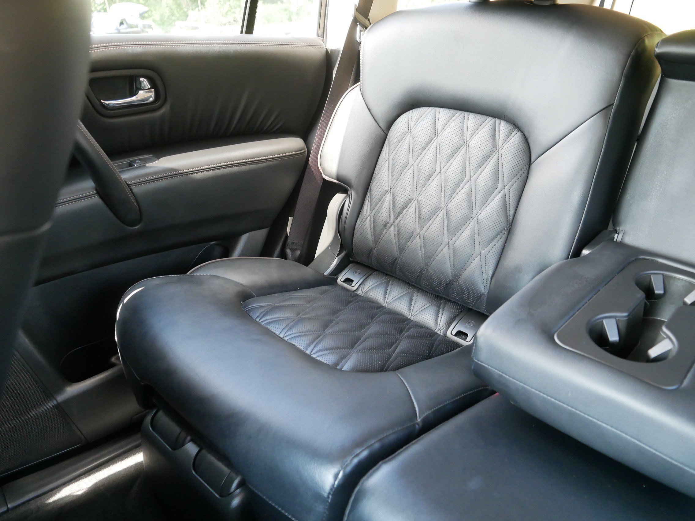 Used 2024 Super Black Nissan Platinum image 12