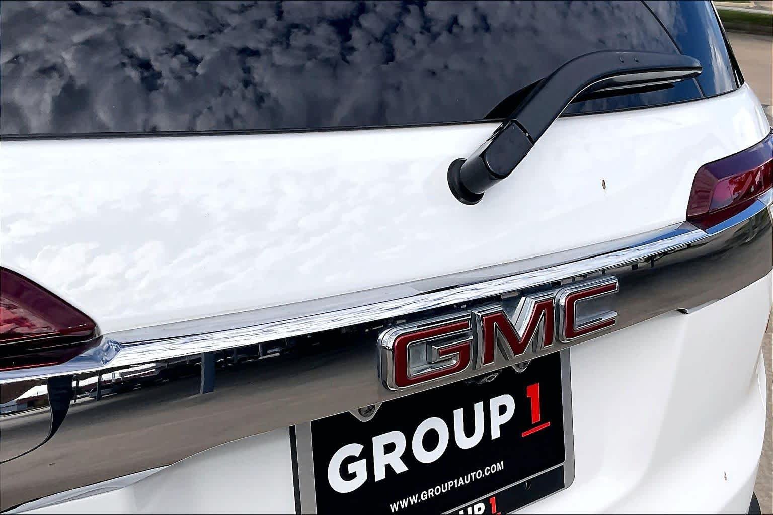 Used 2022 Summit White GMC SLT image 30