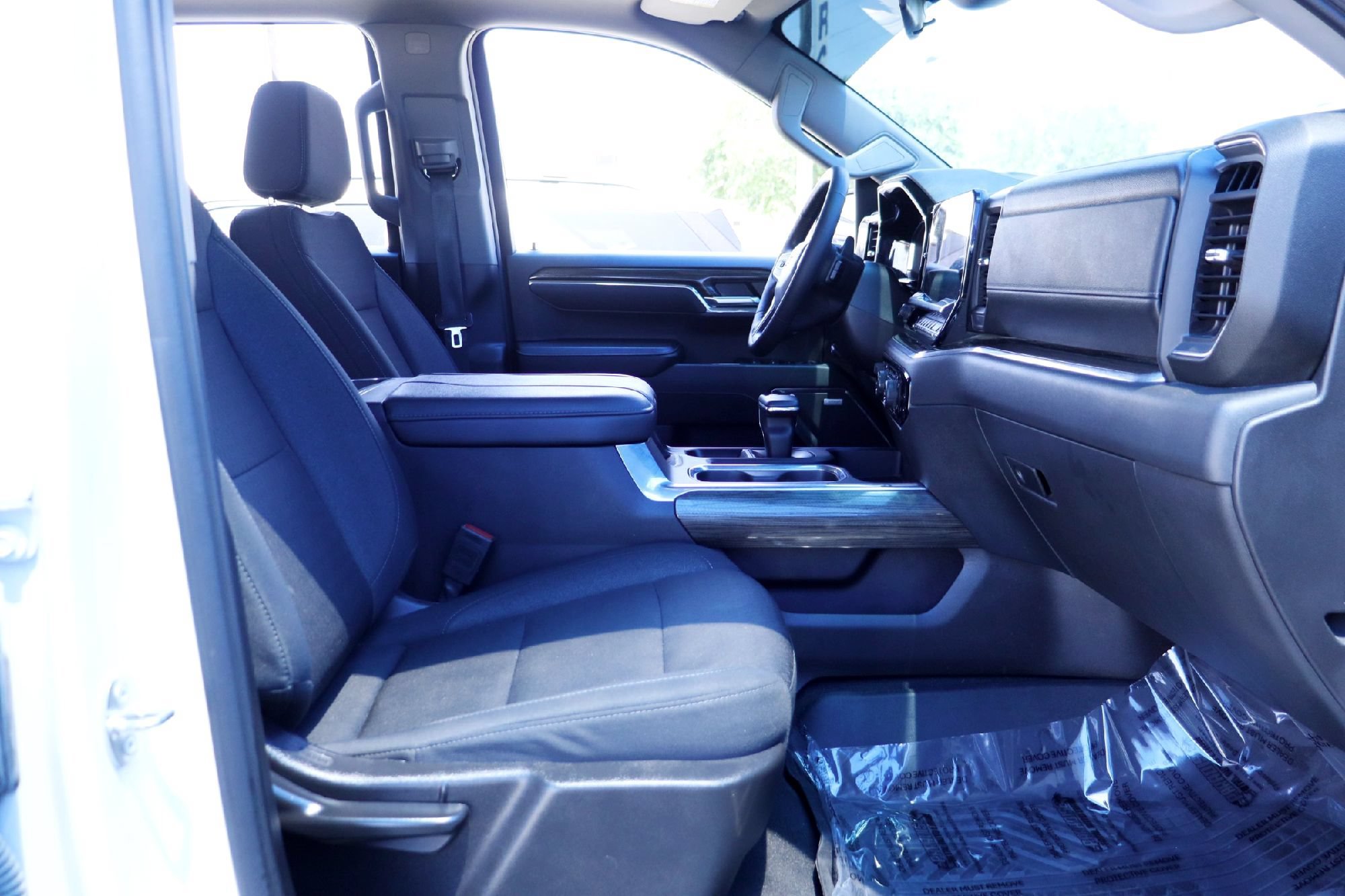 Used 2024 Summit White Chevrolet LT Trail Boss image 21