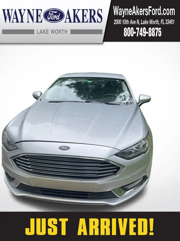 2017 Ford Fusion SE FWD's photo