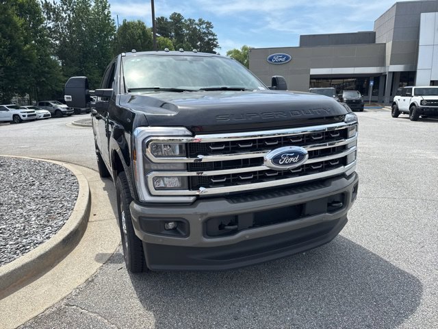 New 2026 Agate Black Metallic Ford King Ranch image 3