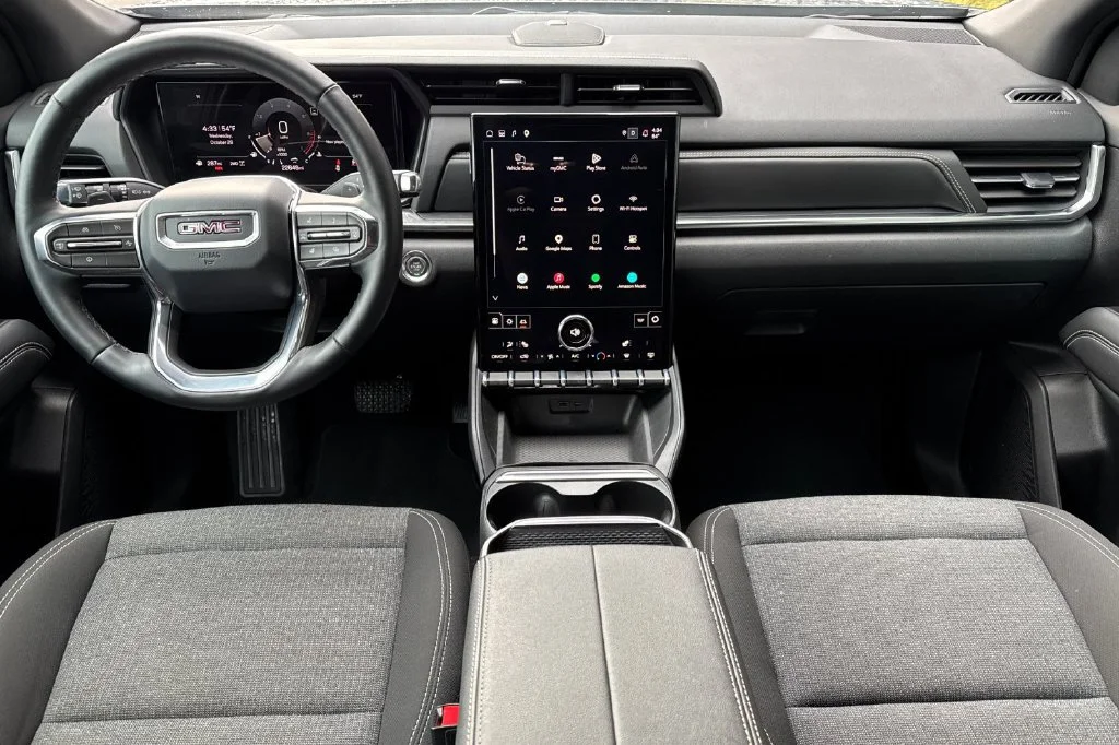 Used 2026 Sterling Metallic GMC Elevation image 13