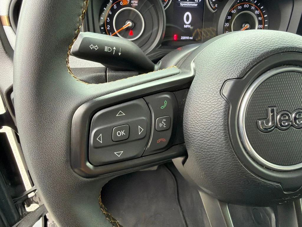 Used 2025 Gray Jeep Sport S image 15