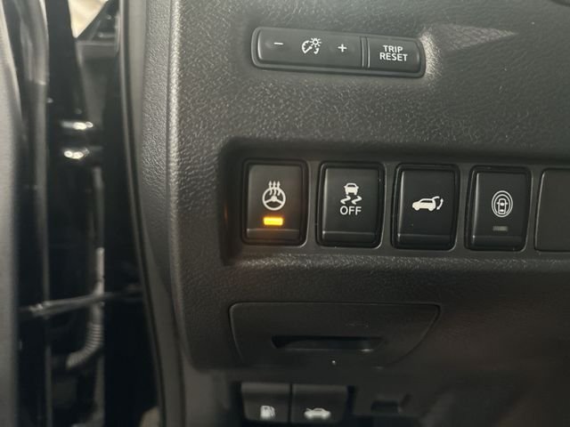 Certified Used 2022 Black Nissan SL image 35