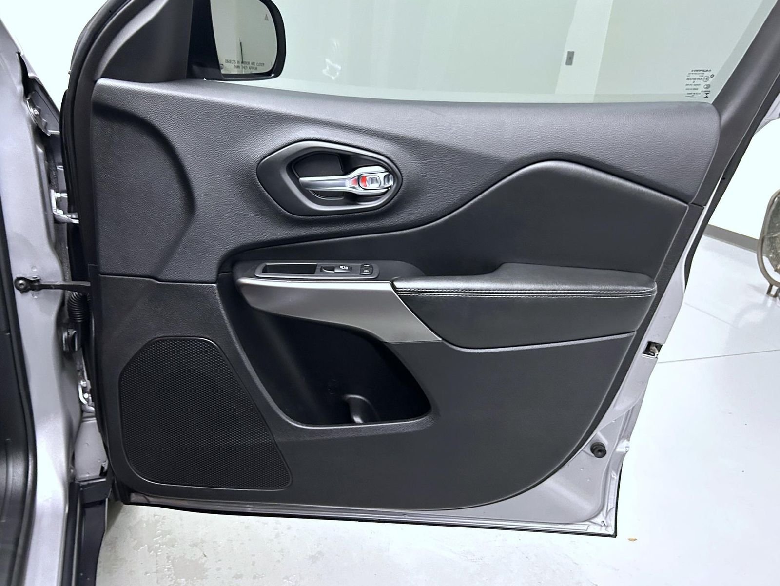 Used 2020 Silver Jeep Limited image 16