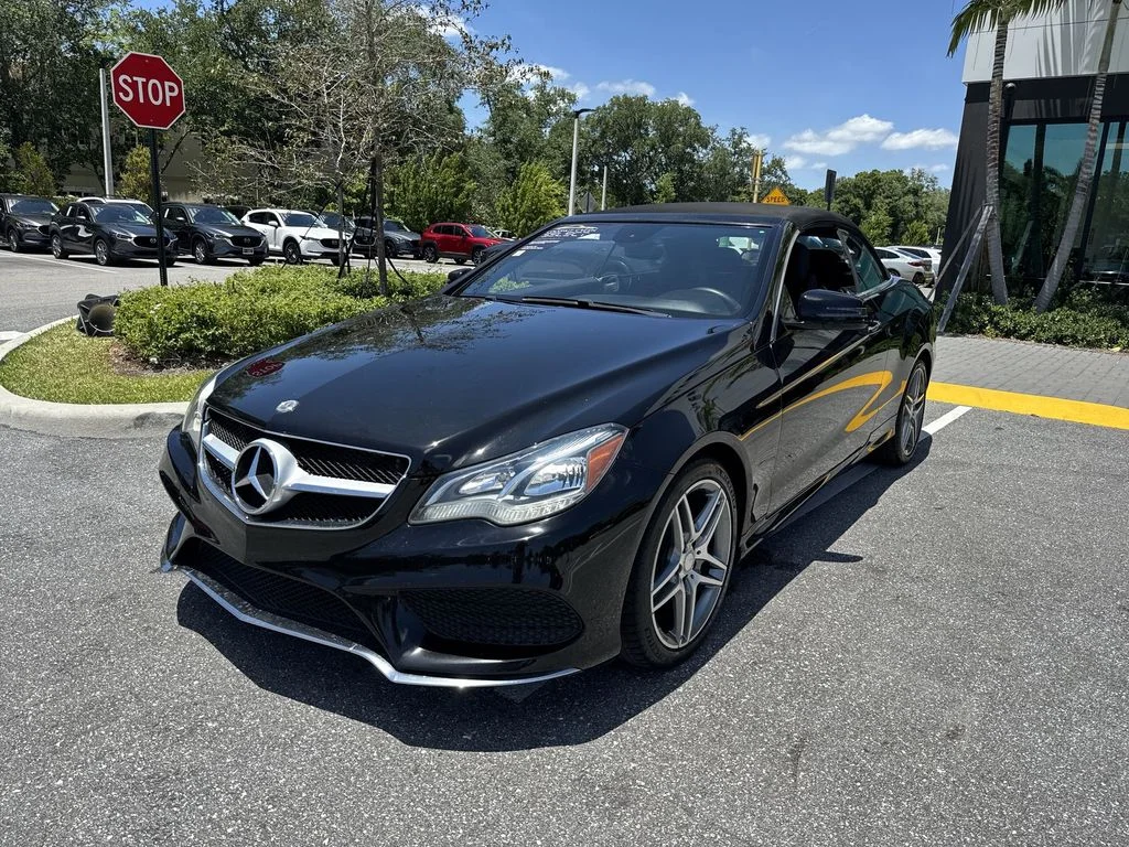 Used 2016 Obsidian Black Metallic Mercedes-Benz E 400 image 9