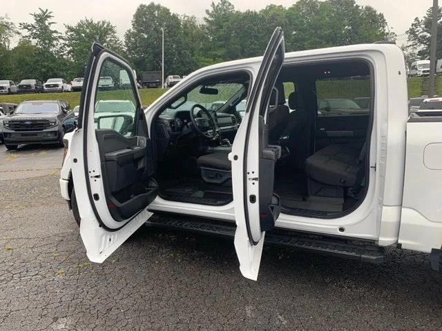 Certified Used 2025 White Ford XLT image 18