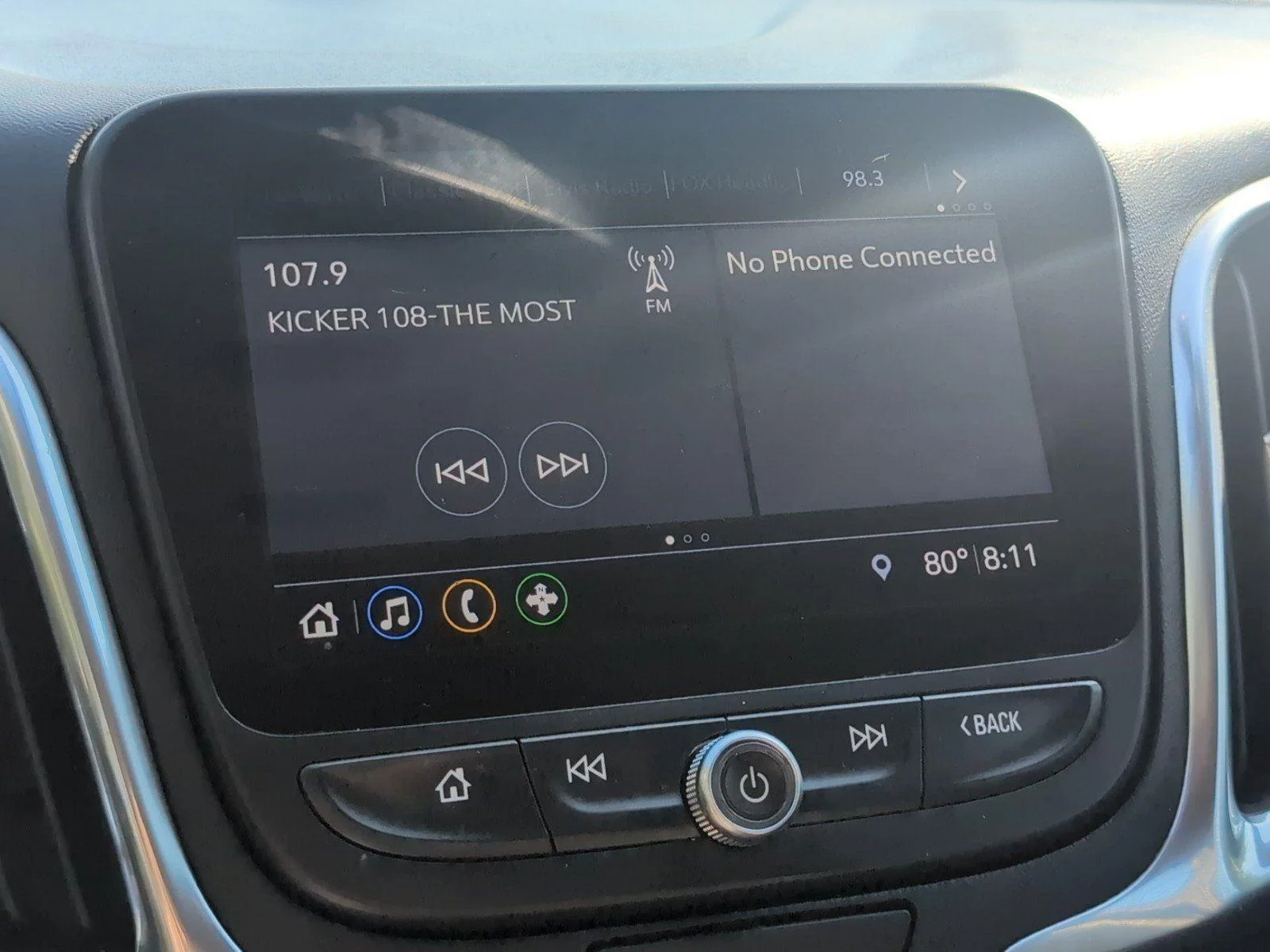 Used 2021 SILVER ICE METALLIC Chevrolet Premier image 21