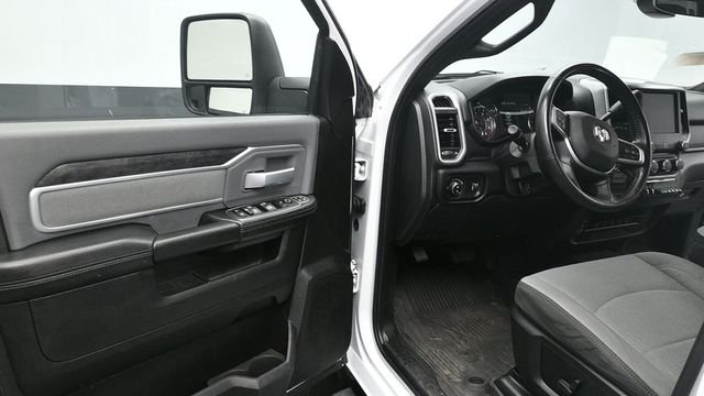 Used 2023 White Ram Big Horn image 16